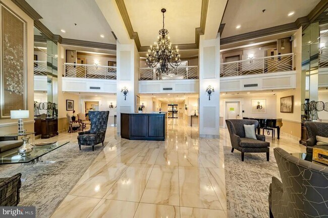 Building Photo - 10503 Valley Forge Cir