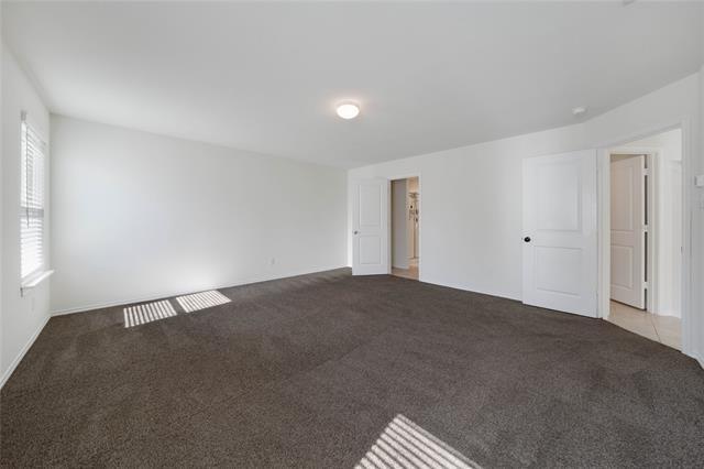 Building Photo - 914 Decker Dr