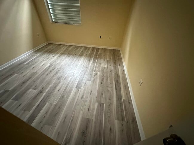 Building Photo - 931 Dorchester Rd