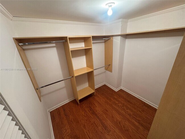 Building Photo - 5255 Collins Ave