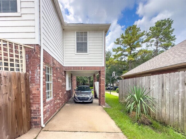 Building Photo - 16714 Colony Terrace Dr