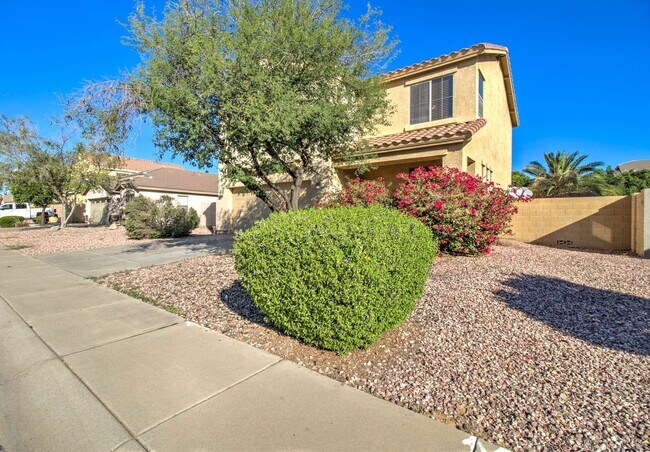 Building Photo - 17762 W Hearn Rd