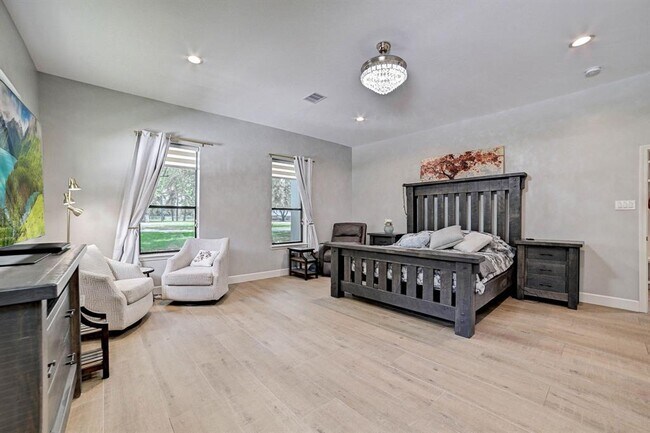 Building Photo - 26511 Meadow Ln