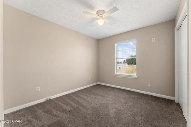 Building Photo - Beautiful Home w/ Modern Upgrades on Half an Acre – Ideal for Long-Term Rental!