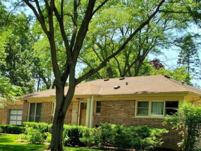 Primary Photo - 1216 Wendy Dr