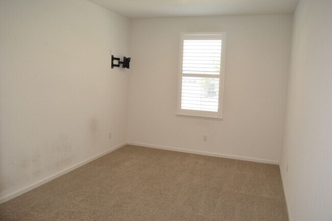 Building Photo - 2703 Coronado Ln