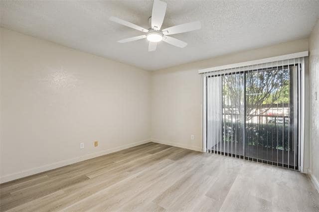 Building Photo - 11480 Audelia Rd