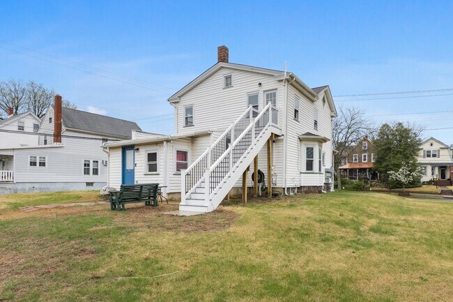 Building Photo - 1620 Kings Hwy