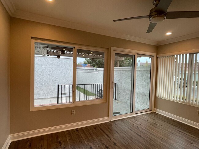 Building Photo - Beautiful Condo in Private Community