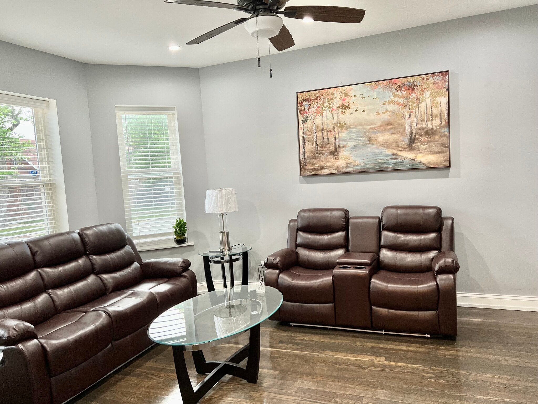 Building Photo - 1059 N Mayfield Ave