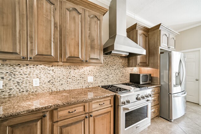 Building Photo - 13430 Missarah Ln