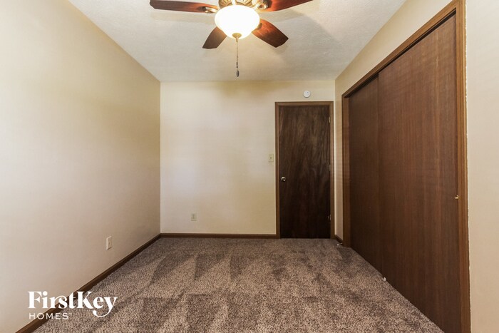 Building Photo - 8240 Parsley Ln