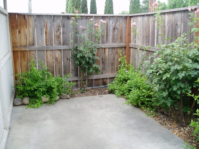 Primary Photo - Ground Level 1 bedroom Condo Available soon