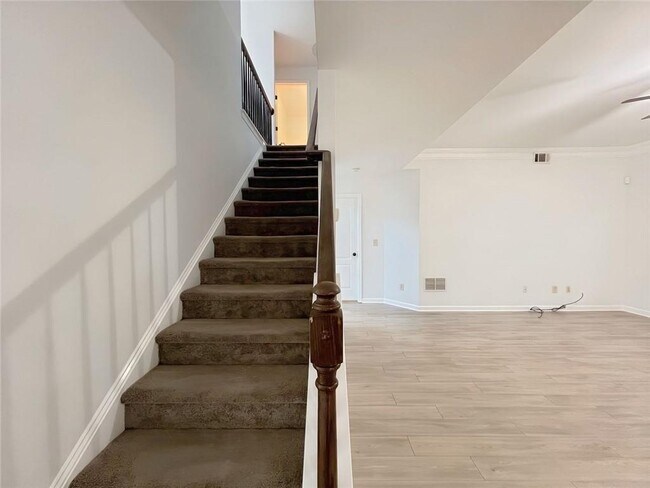 Building Photo - 2416 Peach Shoals Cir