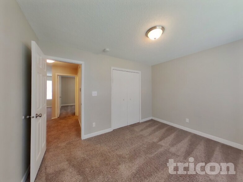 Building Photo - 7433 Tassel Ct