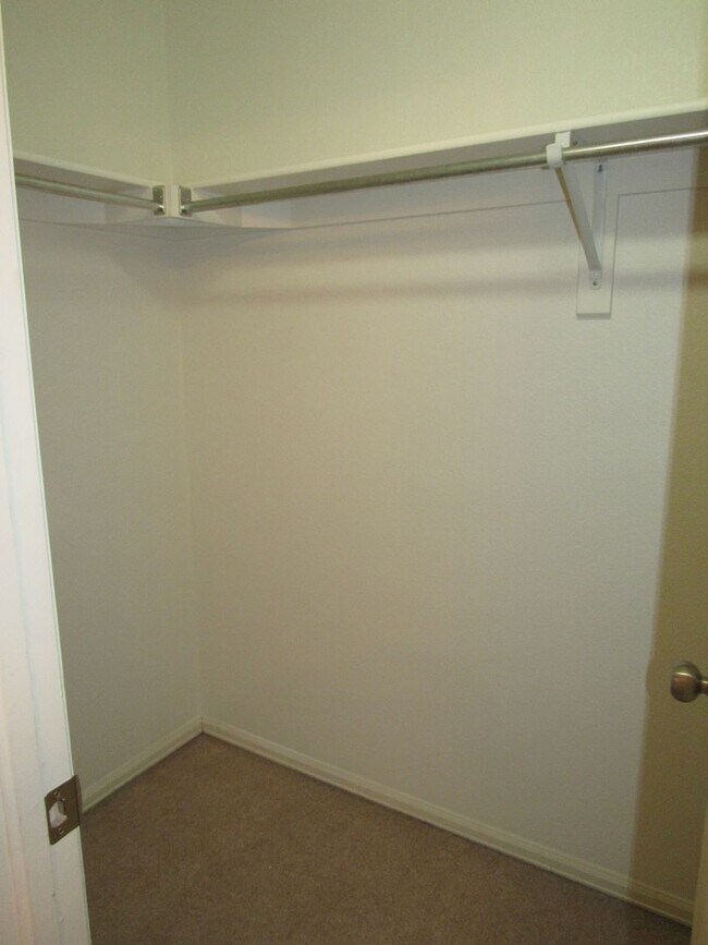 Building Photo - Double Master layout