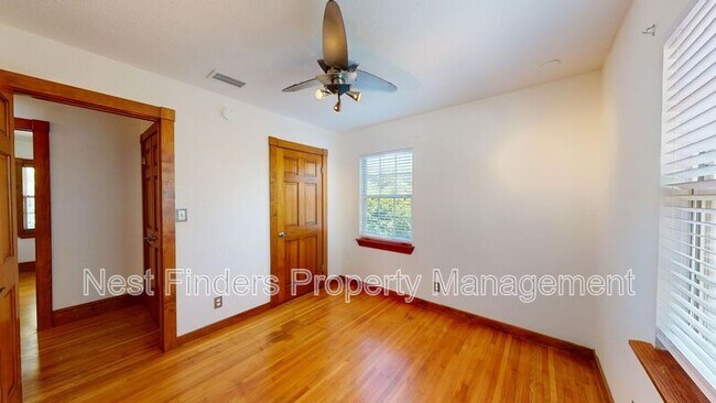 Building Photo - 552 Seagate Ave