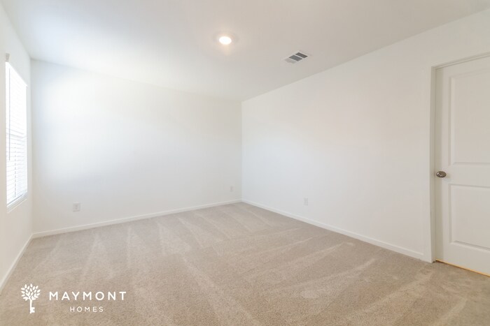 Building Photo - 2053 Belgian Dr