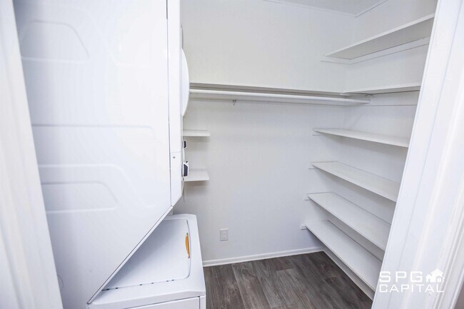 Building Photo - 15 Pemberton Dr