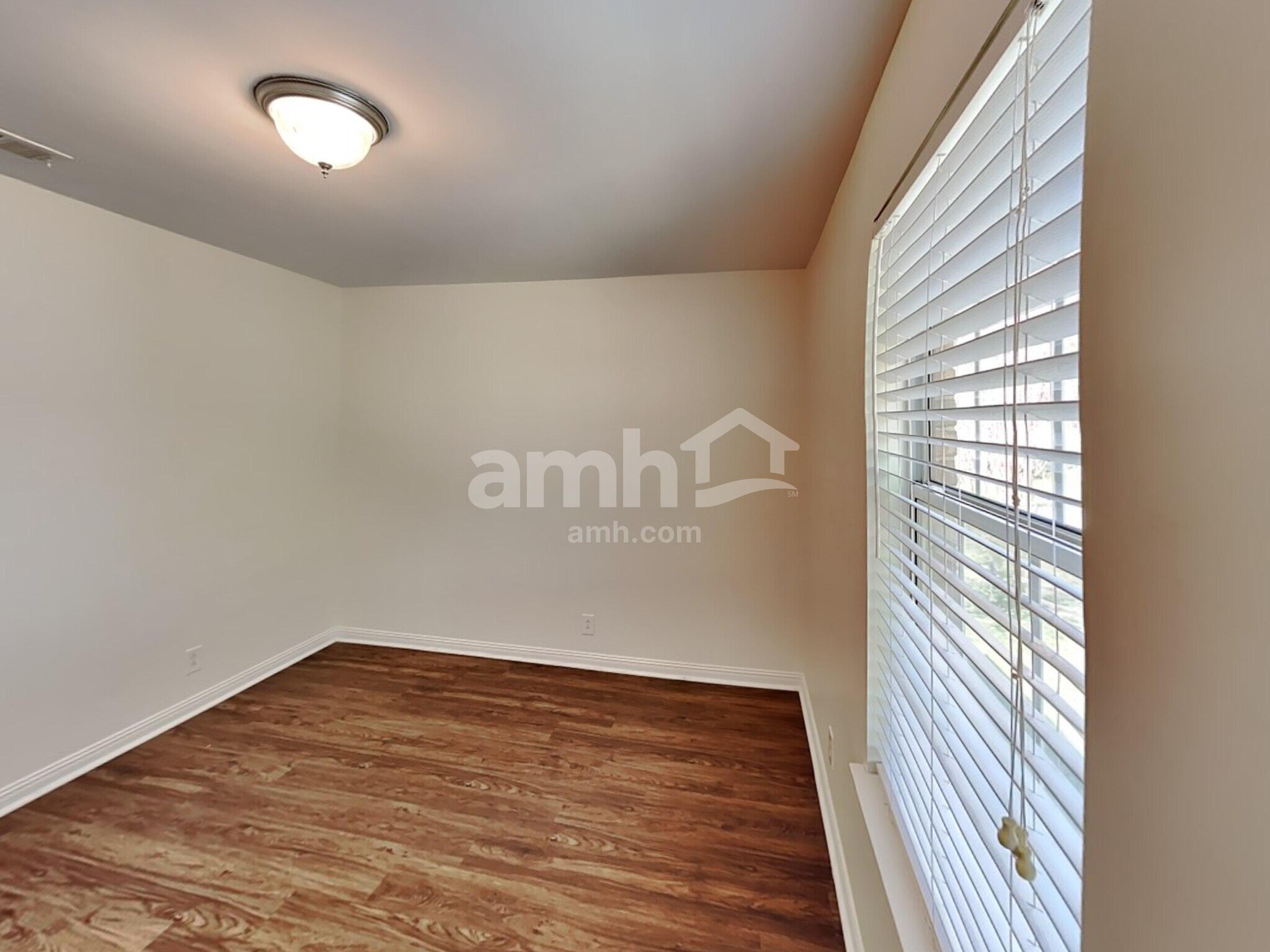 Building Photo - 1710 Portview Ct