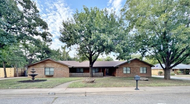 Primary Photo - 4514 Shady Ln