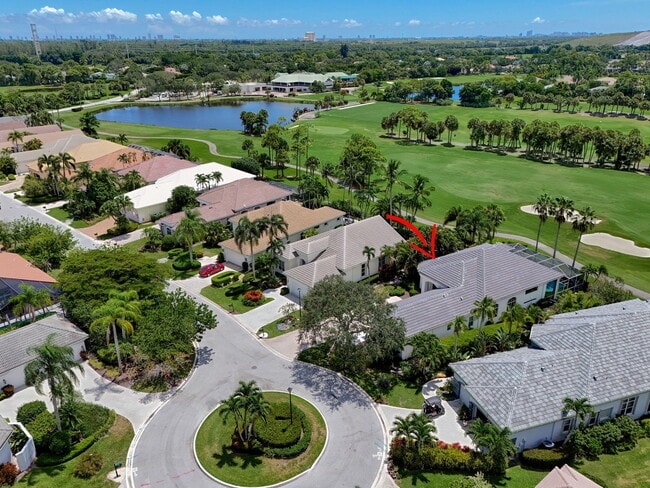 Building Photo - 6778 Oakmont Way