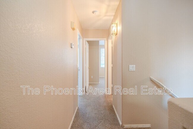 Building Photo - 3095 E Merrill Ave