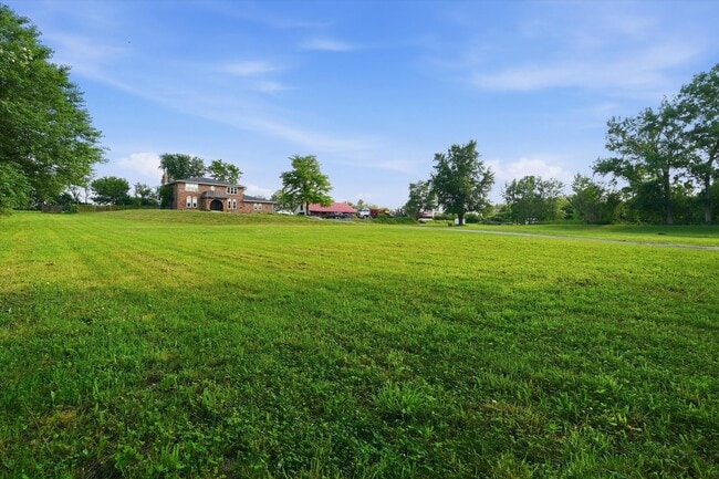 Building Photo - 25821 S Willow Creek Ln