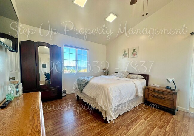 Building Photo - 8440 Ponderosa Way