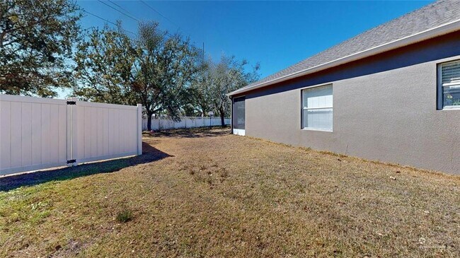 Building Photo - 1853 Atlantic Dr