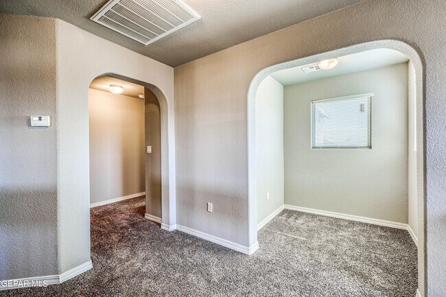 Building Photo - 14936 Ted Banks Ave