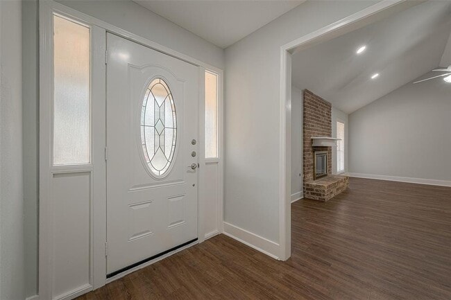 Building Photo - 7910 Litchfield Ln