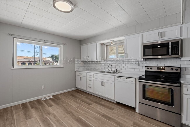 Building Photo - 4078 Meramec St