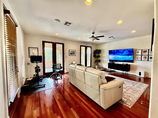 Building Photo - 15214 Lariat Trail