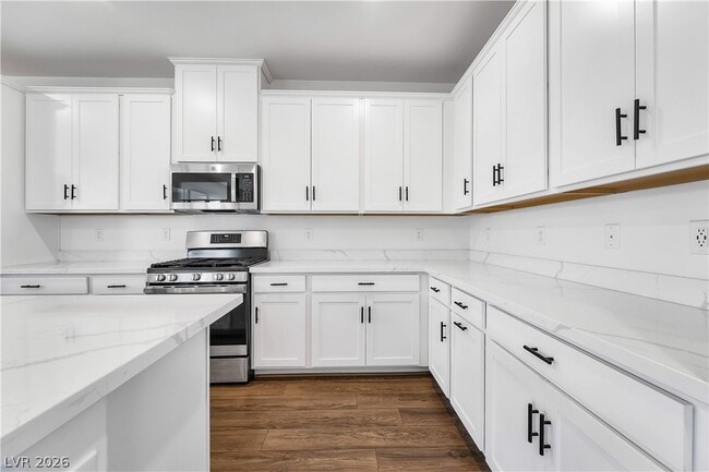 Building Photo - 1611 Dire Wolf Ave