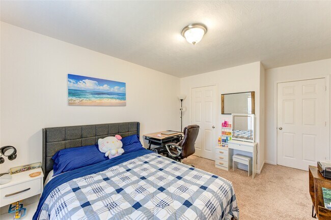 Building Photo - 25210 Hazel Ranch Dr