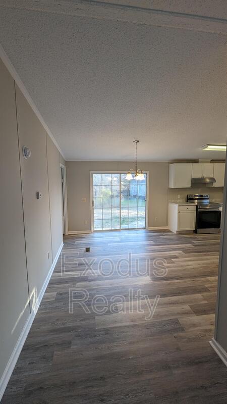 Building Photo - 475 Nicole Dr