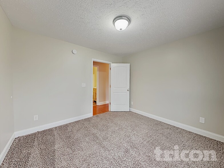 Building Photo - 2344 Foxworth Ct