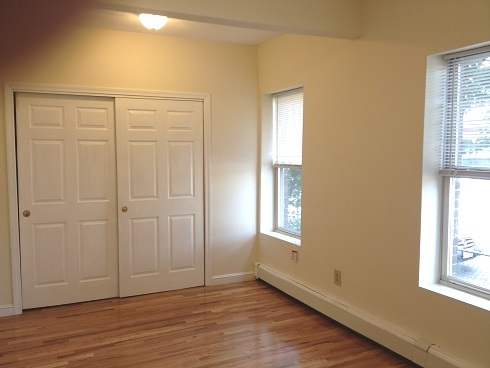 Building Photo - 118 Berkshire St