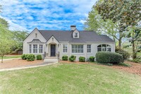 Building Photo - 954 Cherokee Rd