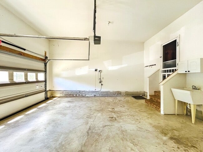 Building Photo - 1008 Black Oak Ct