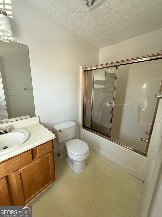 Building Photo - 5460 Hampton Ct