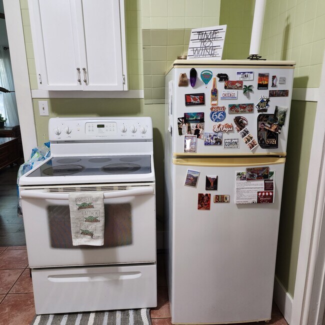 Building Photo - 1018 Court St