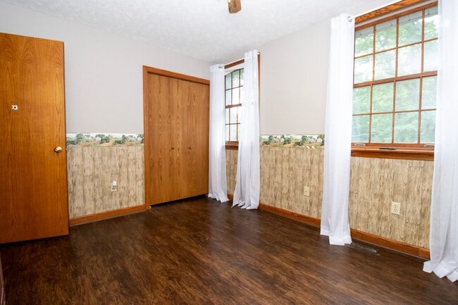 Building Photo - Four bedroom, single family home