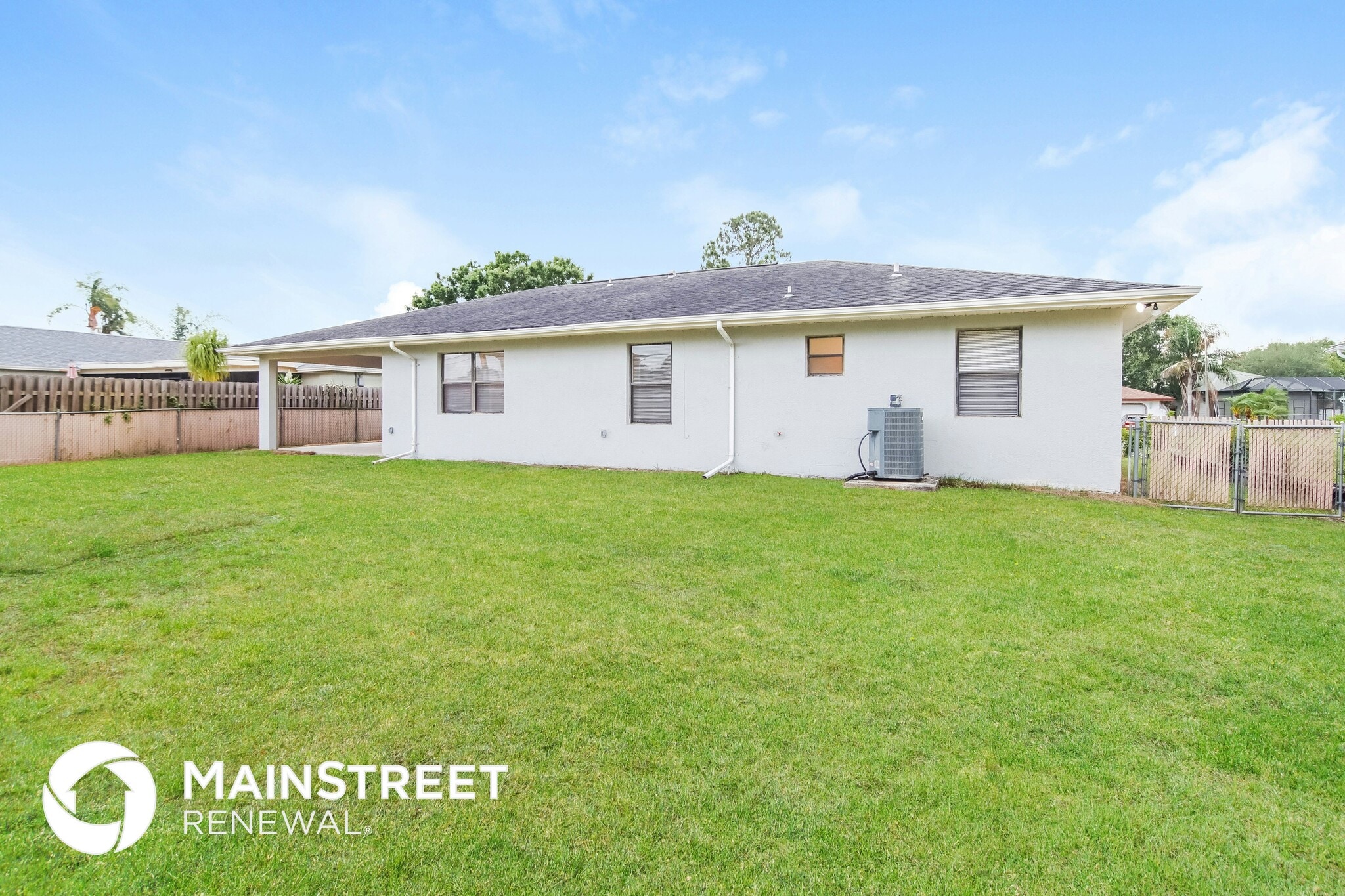 Building Photo - 2131 Ramsdale Dr SE