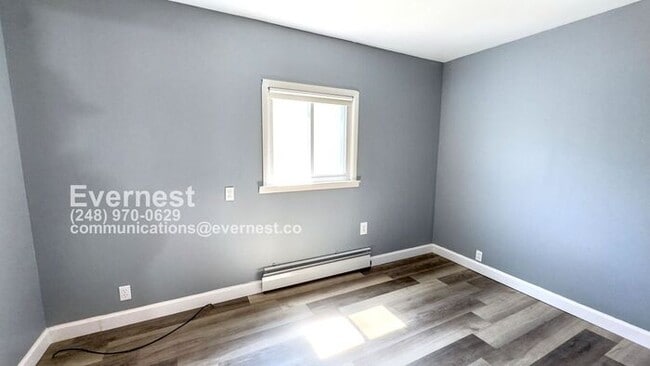 Building Photo - 2-Bedroom, 1-Bath Home in a Convenient Loc...