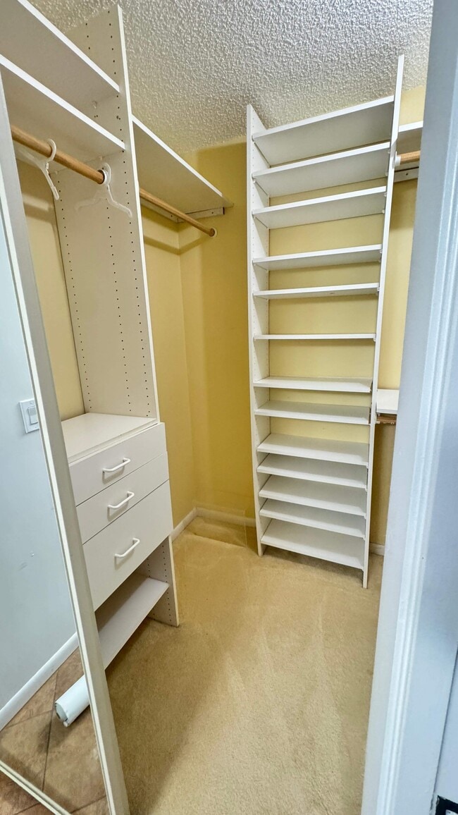 Building Photo - 6049 Balboa Cir