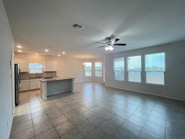 Building Photo - 1816 Cow House Ct