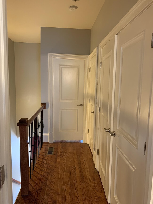 Building Photo - 384 16th St NW