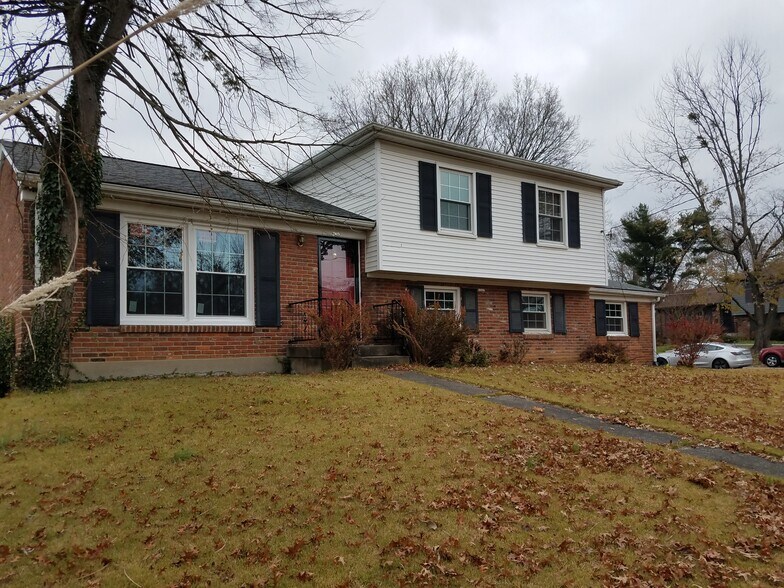Building Photo - 2909 Thistlewood Dr